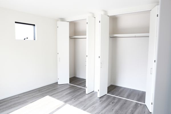Closet Door Maintenance