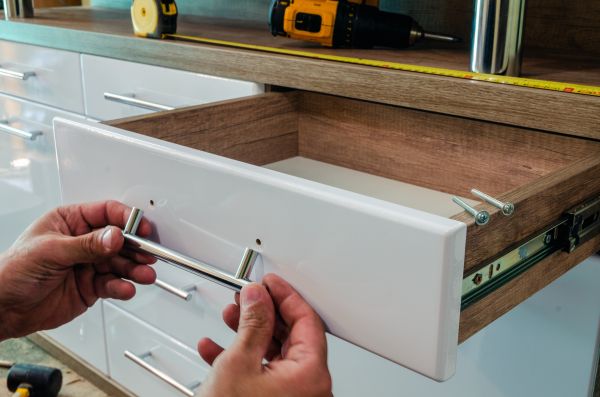 Drawer Handles Replacement Service